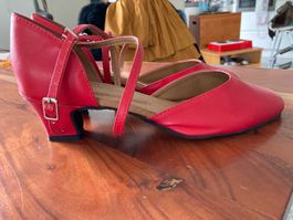 Tanzschuhe neu Gr38,5