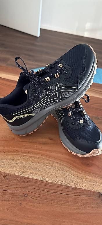 Scarpe da uomo: ASICS Trail Scout 3 - 41,5 – Usato da Diessenhofen venduto da Vivich79 1