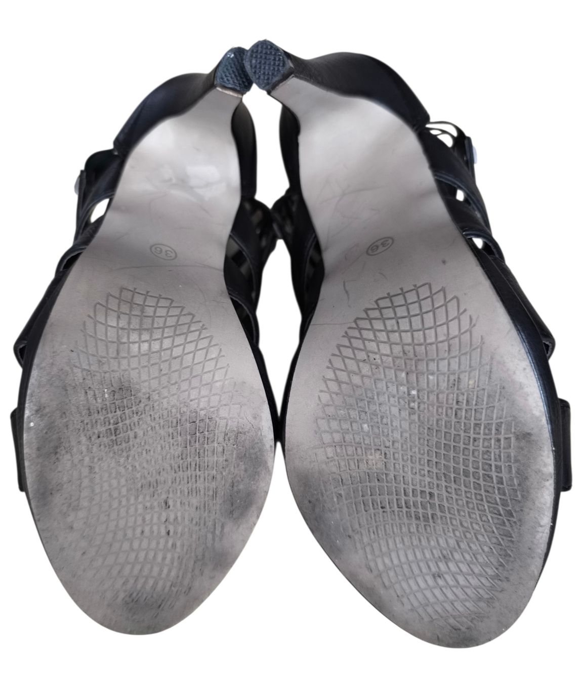 Scarpe da donna: High Heel Schwarz Gr. 36 mit Nieten – Usato da Gettnau venduto da Immortal_ 4