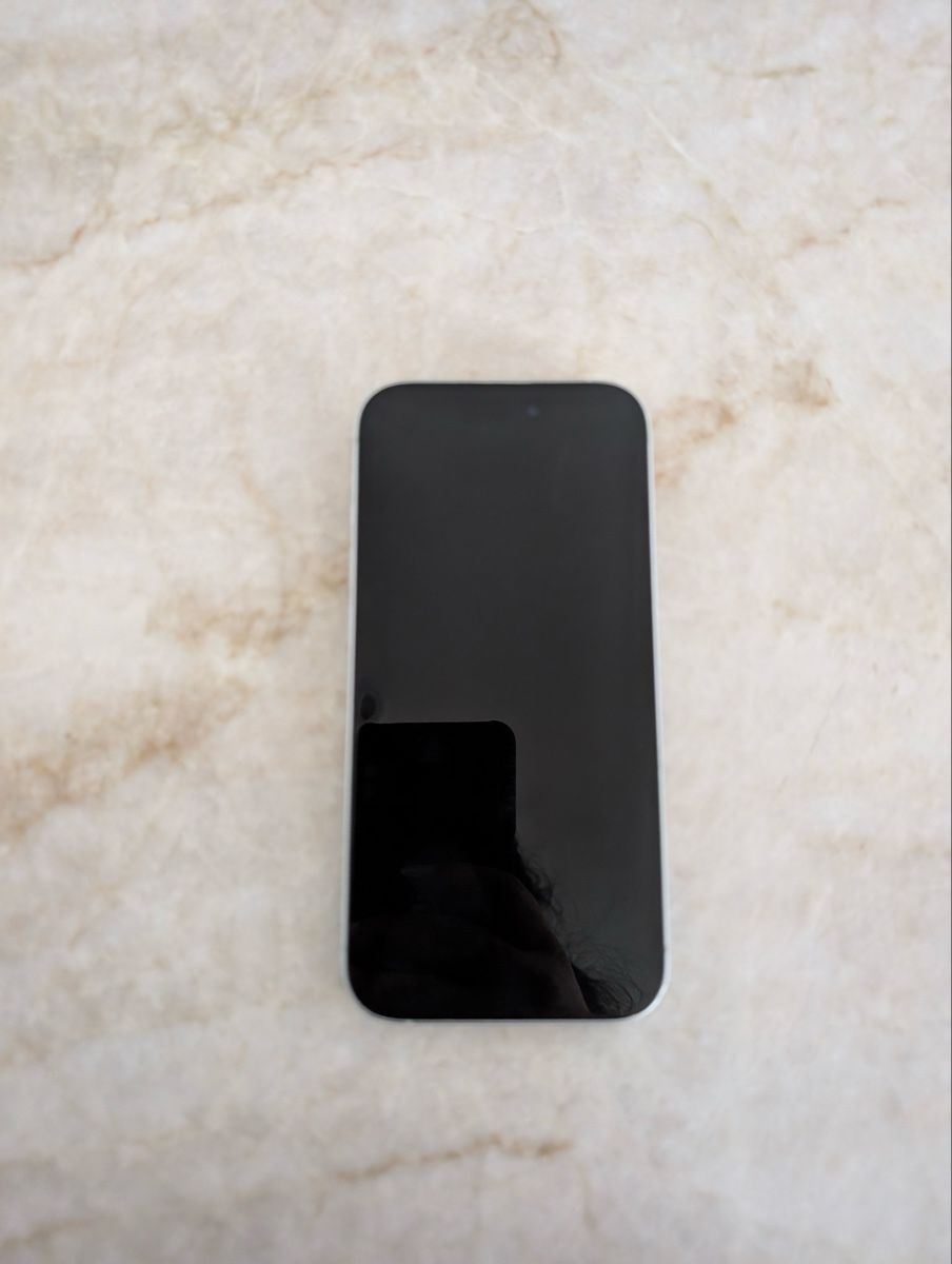 Apple Portables: Apple iPhone 15 258GB – D'occasion à Neuhausen par wait.for.it
