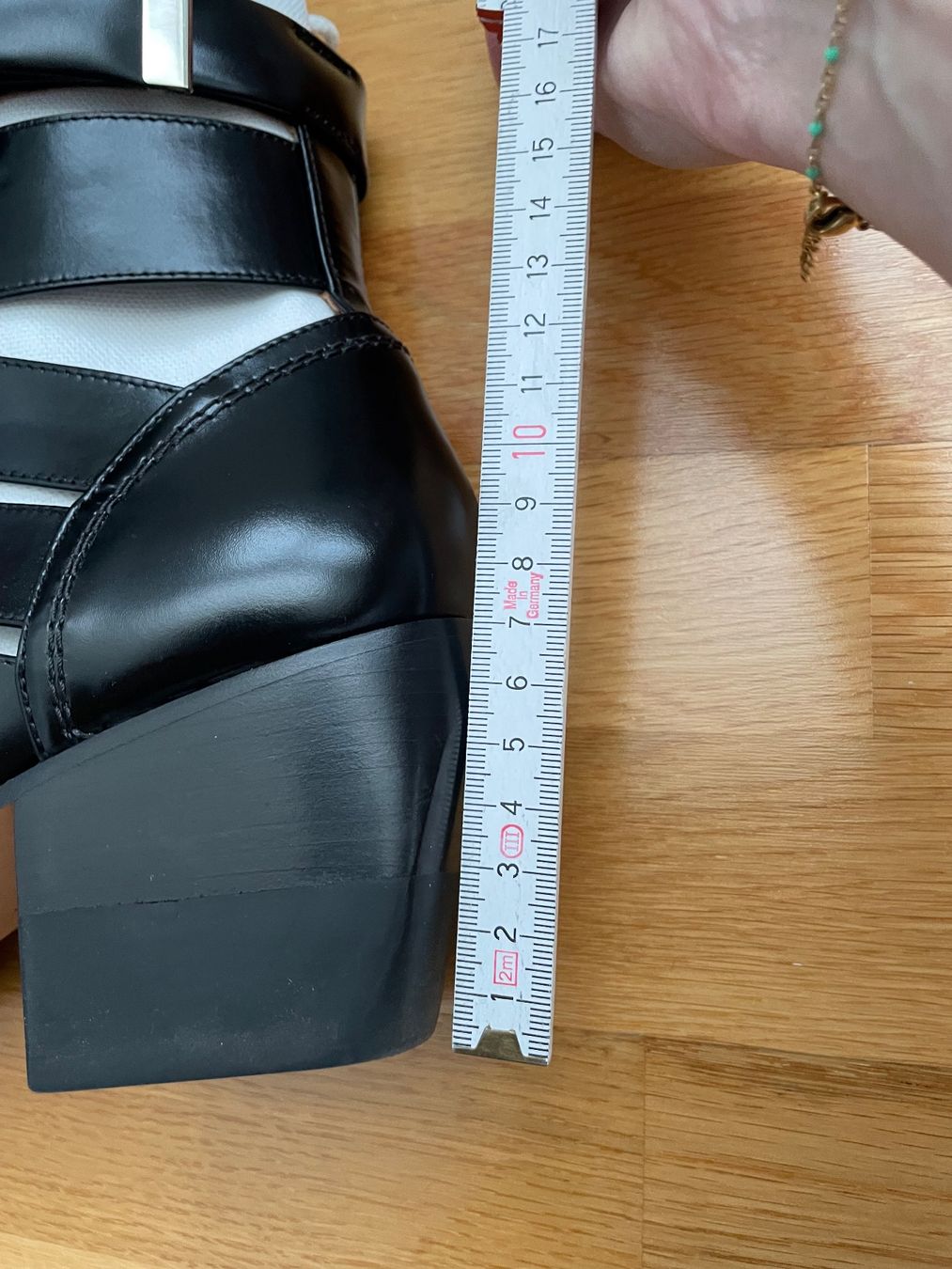 Chloé Scarpe da donna: Chloé Rylee Cut-Out Ankle Boots – Usato da Zürich venduto da SeldaY 5
