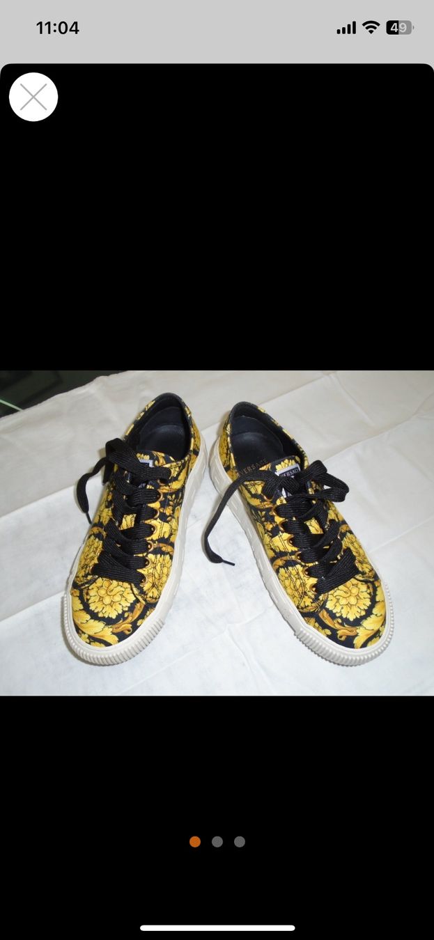 Versace Damenschuhe: Versace sneaker – Gebraucht aus Rafz von Bamboula67