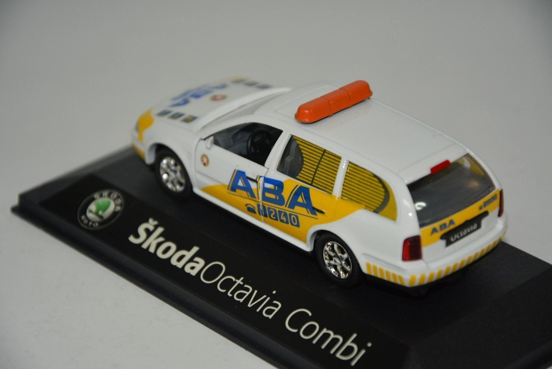 Skoda Modellini d'auto: SKODA Octavia Combi 1996  , Abrex , 1:43 – Nuovo (secondo la descrizione) da Goldach venduto da Feivel9 8