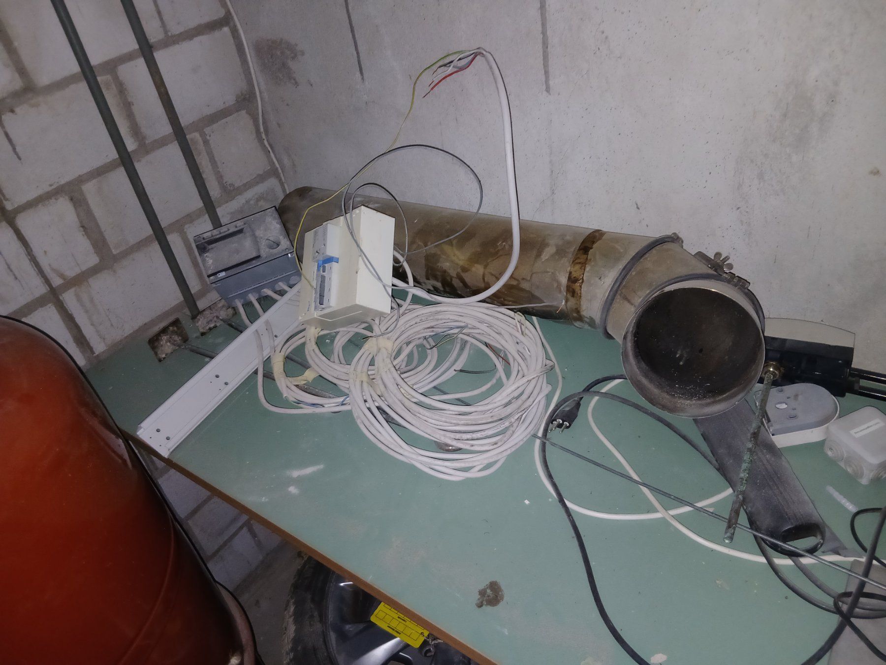 Radiatori: Holzheizung CTC – Usato da Bilten venduto da SchnyderSRA 7