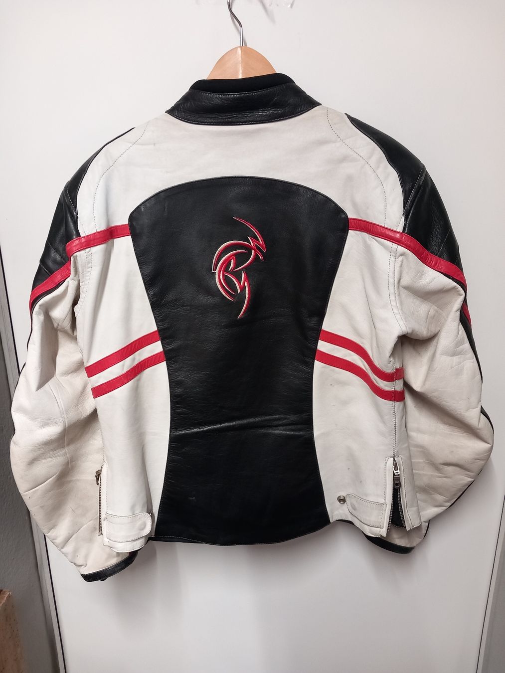 Held Jacken: Held Lederjacke Biker Stil Gr.42 Unikat! – Gebraucht aus Gwatt (Thun) von umwelt-brocki 2