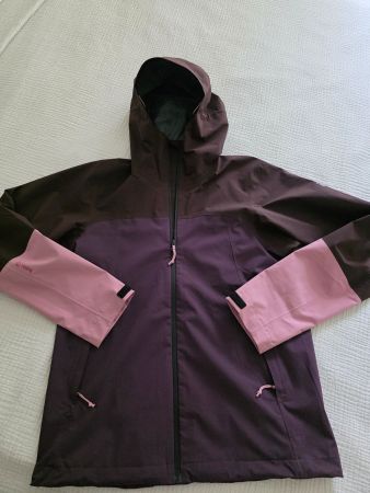 Peak Performance Regenjacke Damen Grösse M, Neuwertig