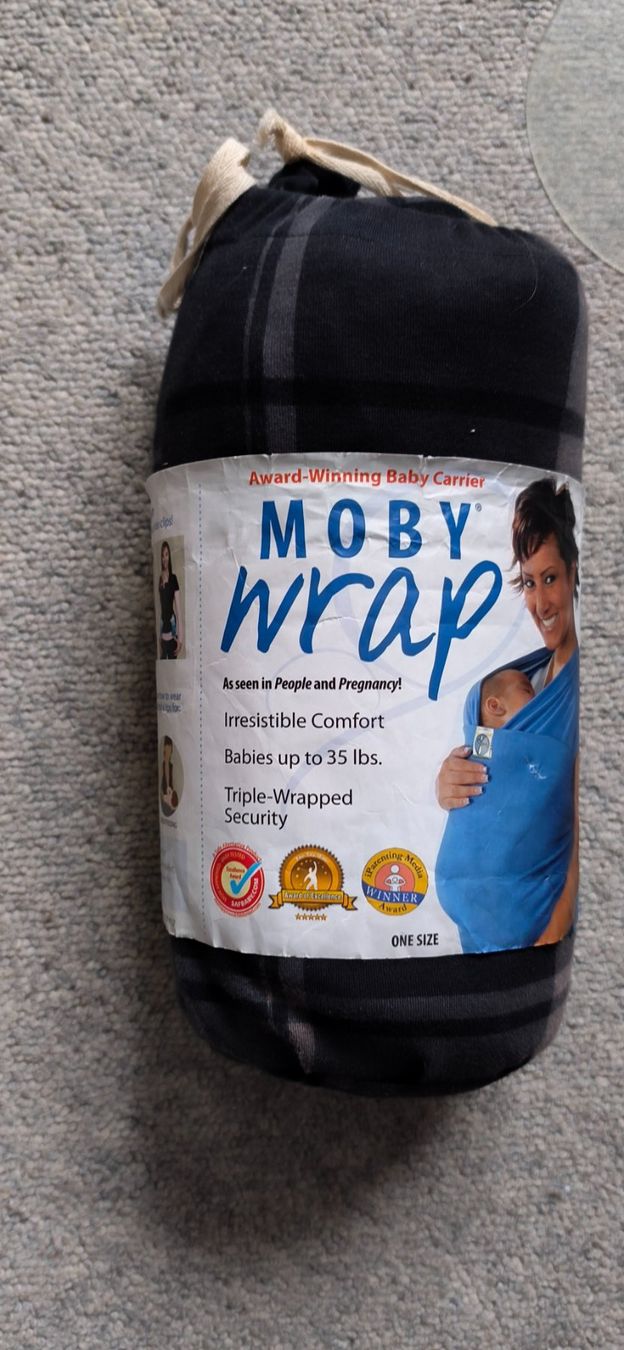 Moby Wrap Porte-bébés ventraux & dorsaux: Moby wrap – D'occasion à Allschwil par momo4444