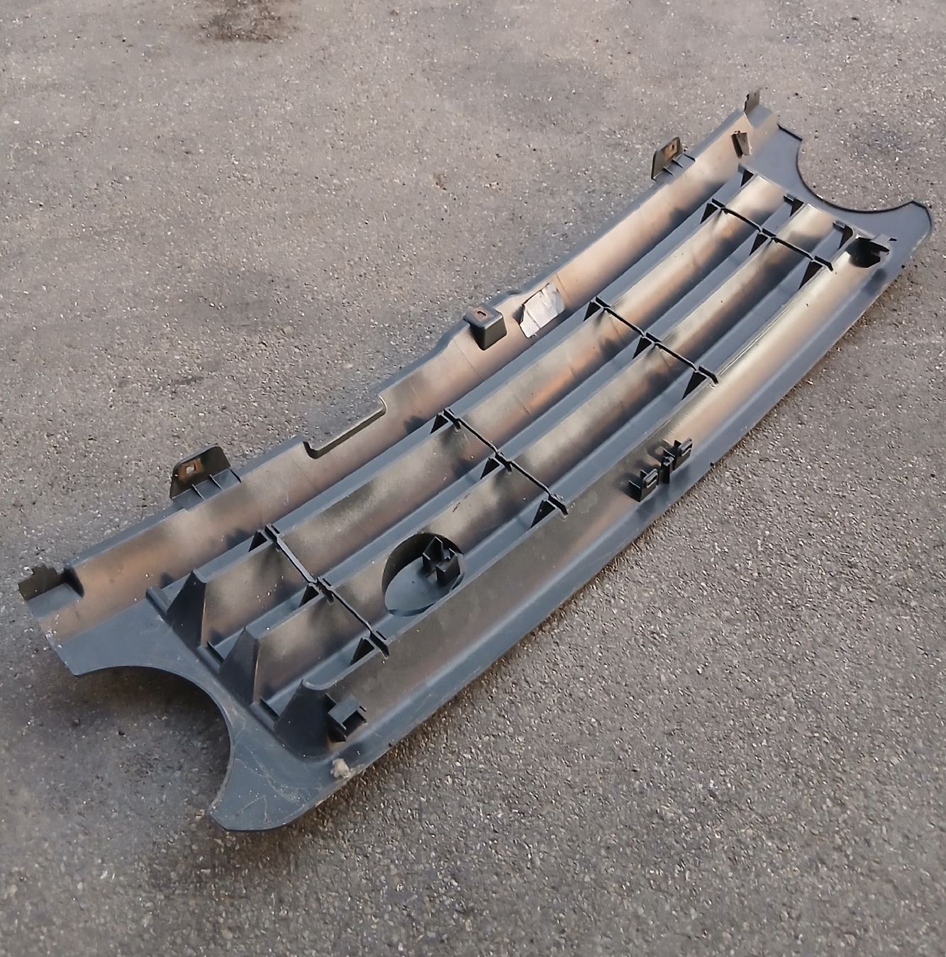 Land Rover Alle Autoersatzteile: Calandre Range Rover 3.6 V8 Diesel 2002-2012 – Gebraucht aus la heutte von Auto-stock 2