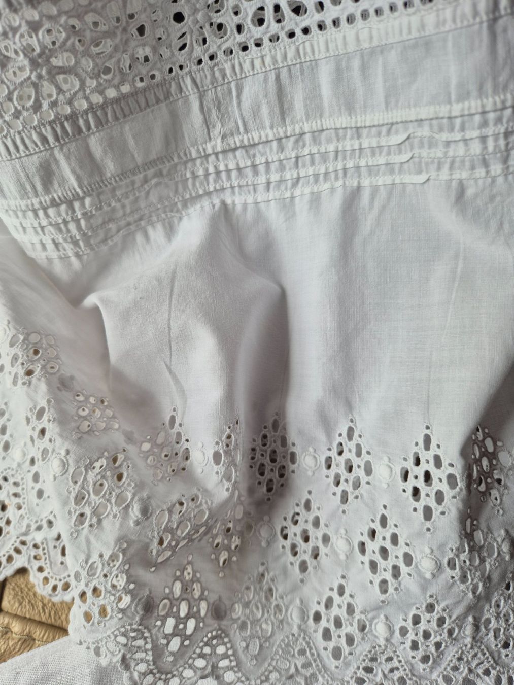 Costumi: Antikes Kleid, Nachthemd weiss mit Spitze – Usato da Bern venduto da aronari 8