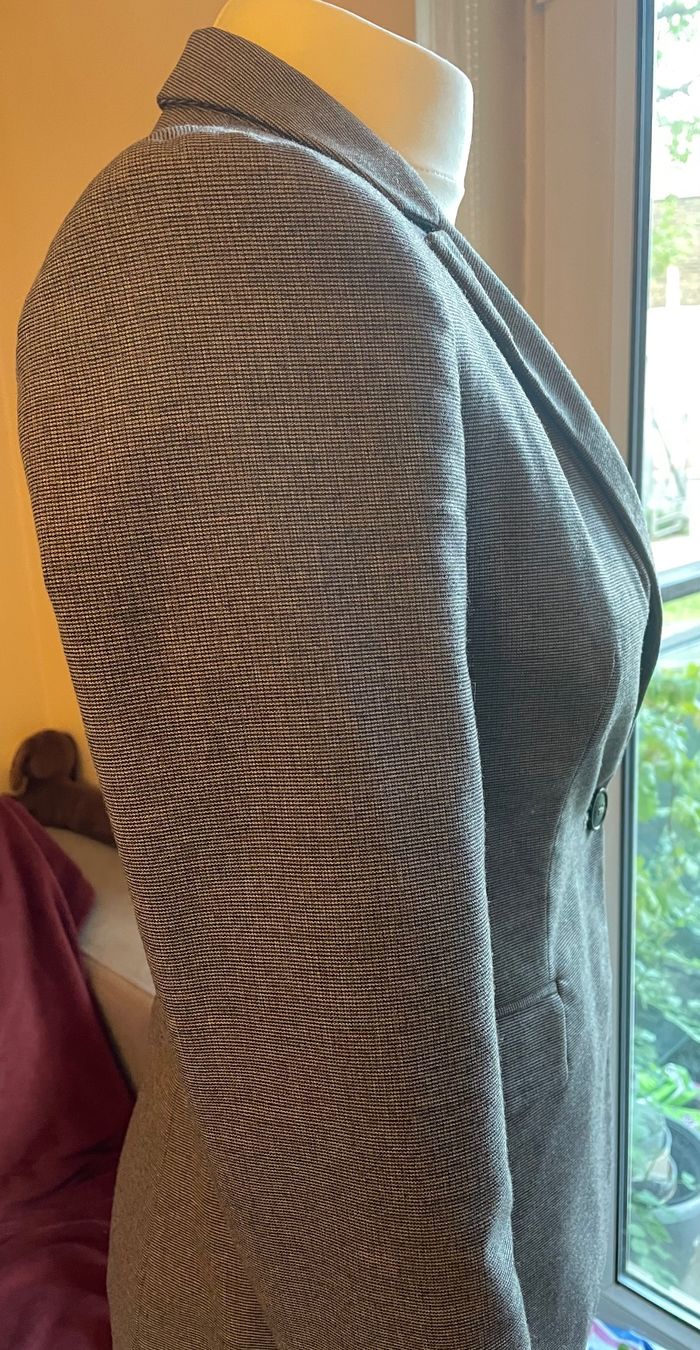 Completi & Tailleur: Zara suit: jacket + trousers set size 34 – Usato da Embrach venduto da lau_2gtp 2