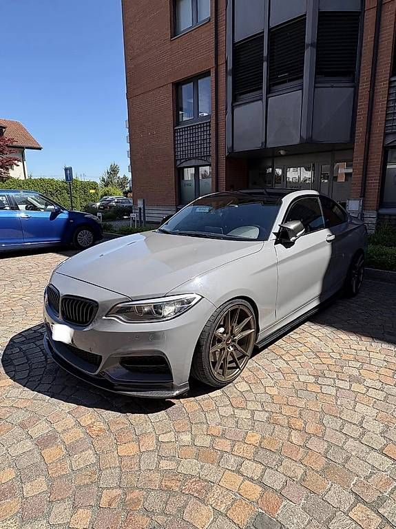 BMW Autos: BMW M235i xDrive Coupé – Gebraucht aus Einsiedeln von Leidat-s4 3