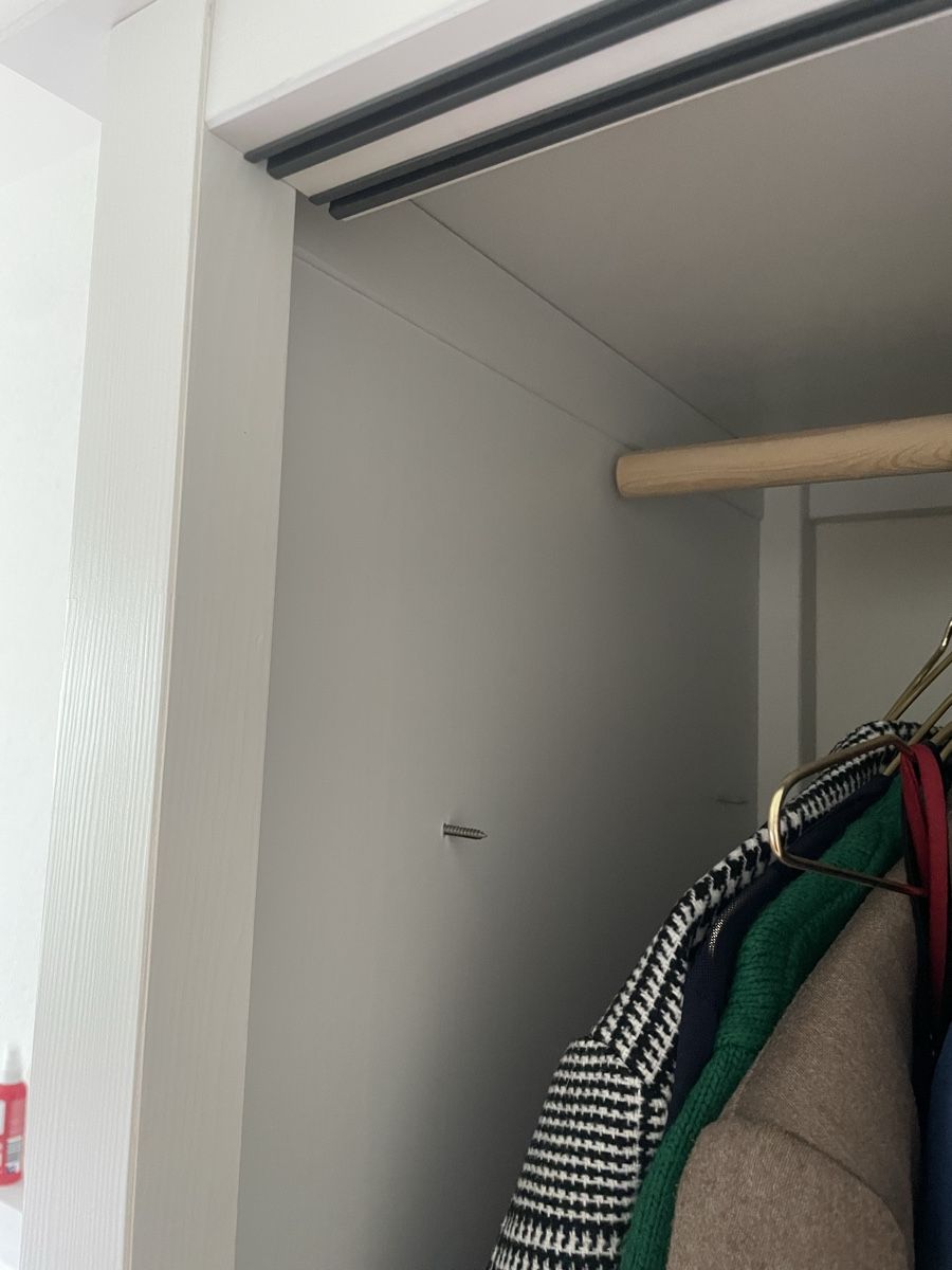 Armadi: Hübscher Kleiderschrank – Usato da Liebefeld venduto da ana_d6d7 4