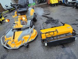 Stiga Park mit vertikutirer  4x4  20 Hp Honda motor