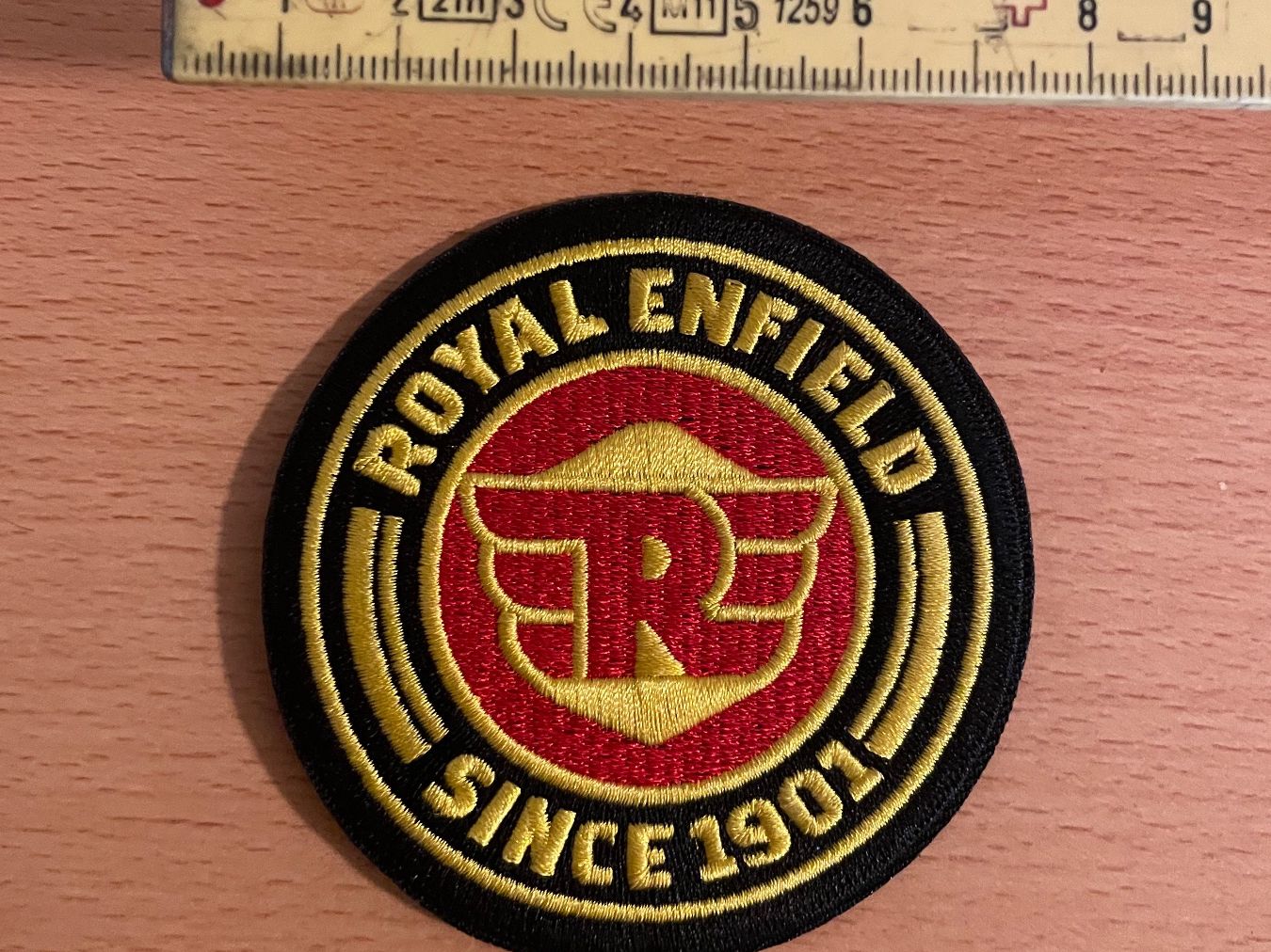 Toppe: Royal Enfield Patch Sticker Aufnäher 1308 – Nuovo (secondo la descrizione) da Horn venduto da abutre72