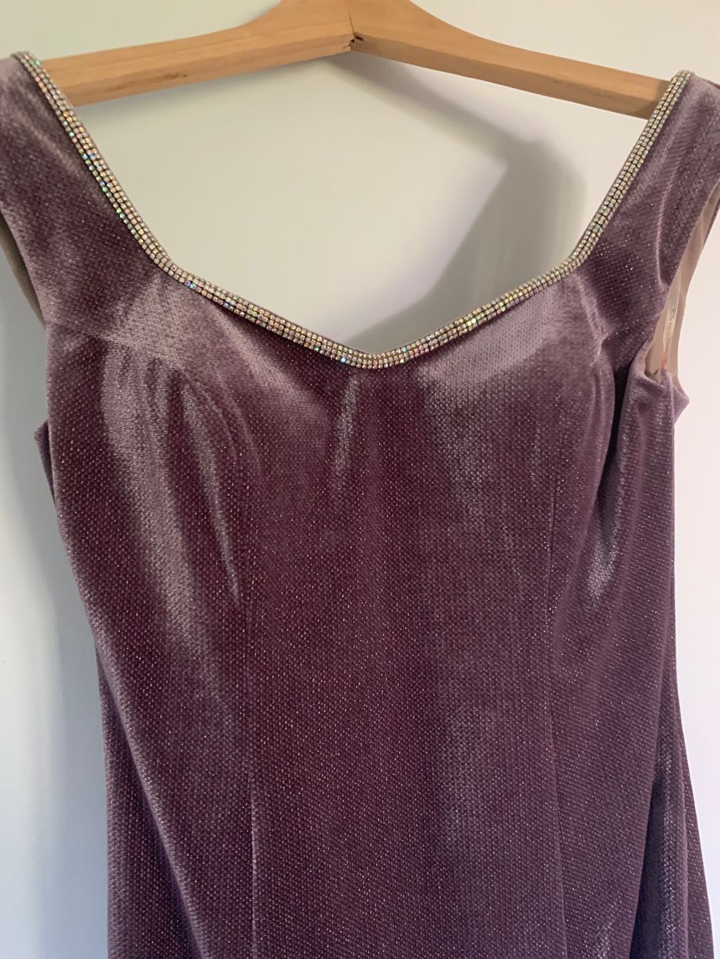 Vestiti: Kleid mit Kette Rückenfrei Cocktailkleid – Usato da Altendorf venduto da Elenaneagu22 3