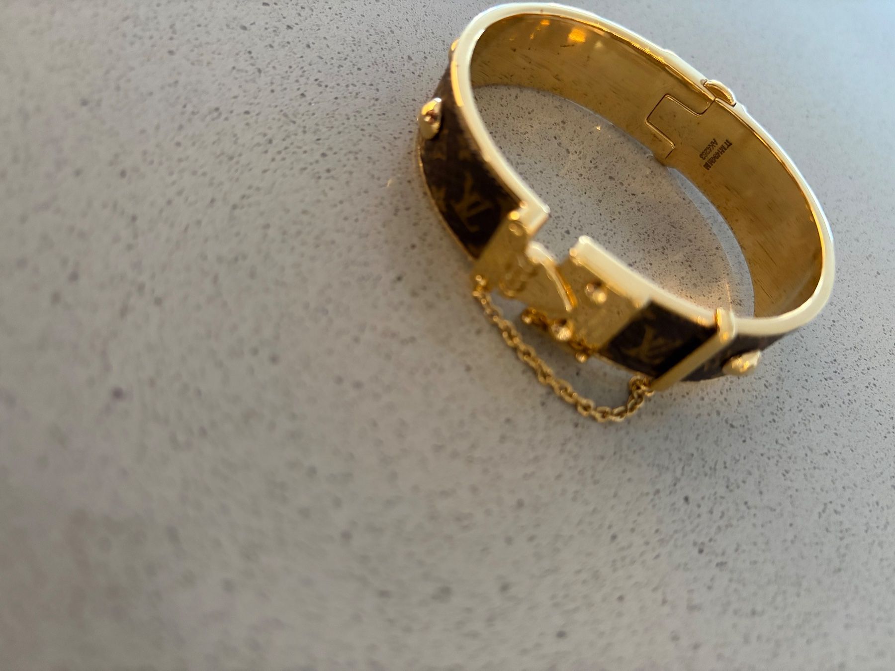 Louis Vuitton Bracciali & Braccialetti: Louis Vuitton Armreif – Nuovo (secondo la descrizione) da Seon venduto da xanae 2