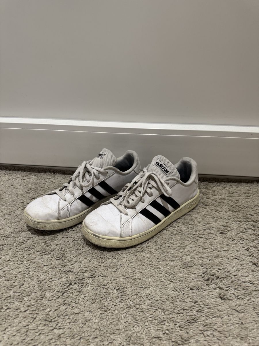 Adidas Scarpe da uomo: Adidas Sneaker – Usato da Volketswil venduto da Jan.17