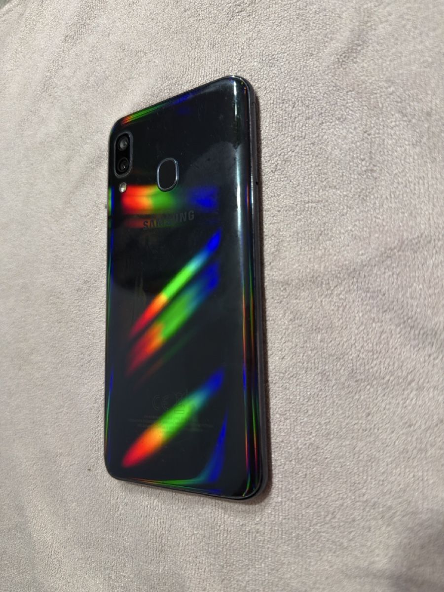 Samsung Telefoni cellulari / Smartphones: Samsung A40 / 64Gb / Dunkelblau /  – Usato da Arbon venduto da BaX_94 3