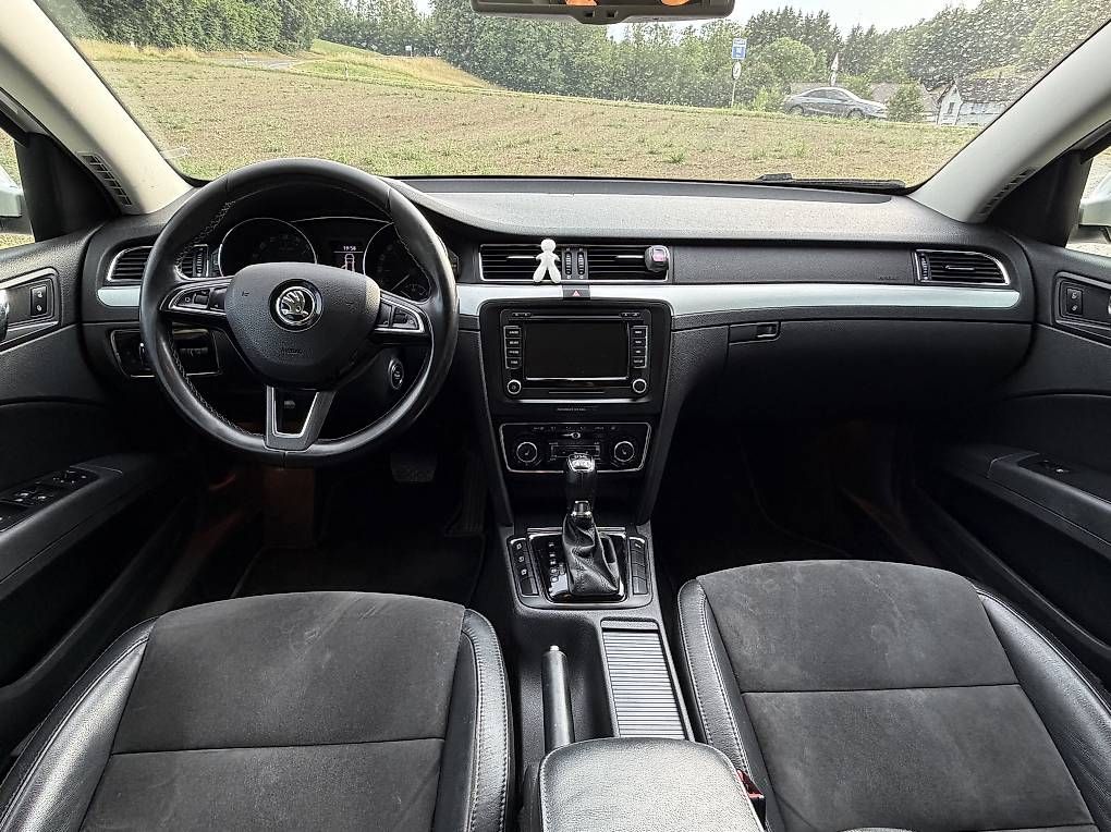 Automobili: SKODA Superb 2.0 TDI 4x4 – Usato da Wolfhalden venduto da Vulcy 4