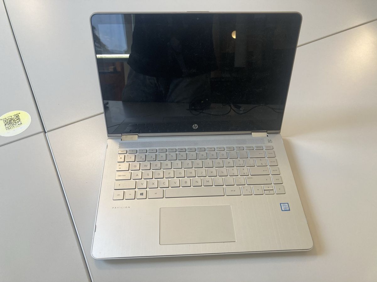 Hewlett Packard Notebooks: HP Pavilion x360 Convertible DEFEKT – Defekt aus Flawil von rcnkr