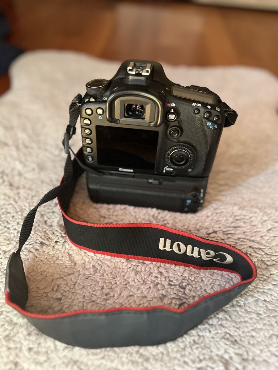 Canon Fotocamera: Canon EOS 7d – Usato da Mülenen venduto da sch_z5hr 1
