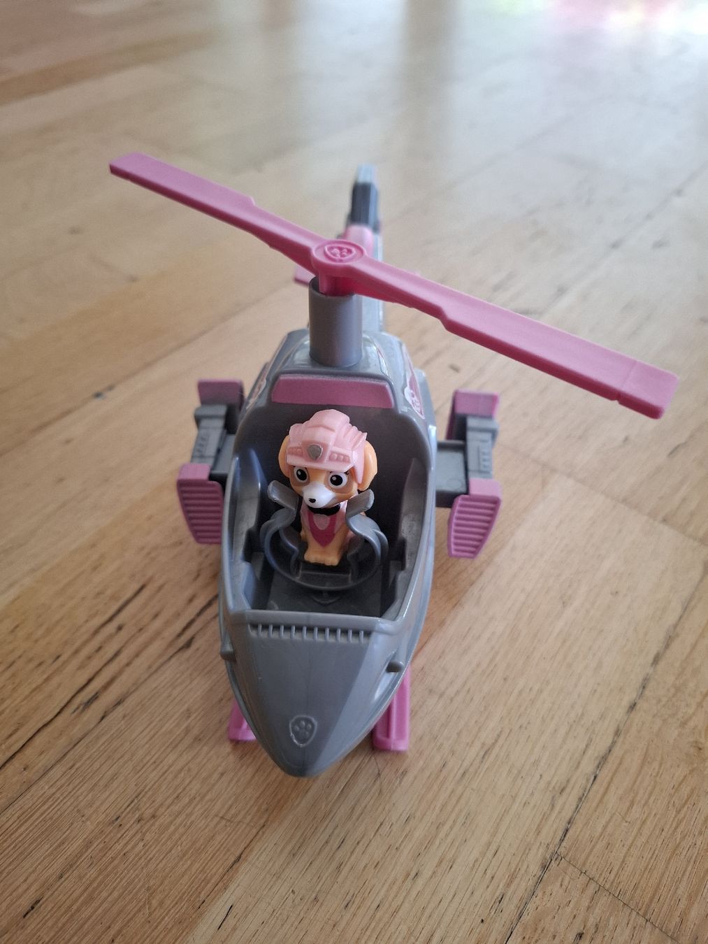 Jouets: Paw Patrol Skye Helikopter mit Figur – D'occasion à Biel/Bienne par AvasTheGreatest 3