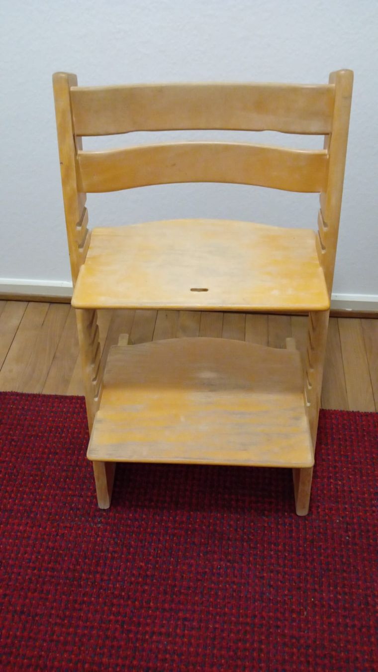 Stokke Hochstühle: Stokke Tripp Trapp Holz – Gebraucht aus Basel von Whambam