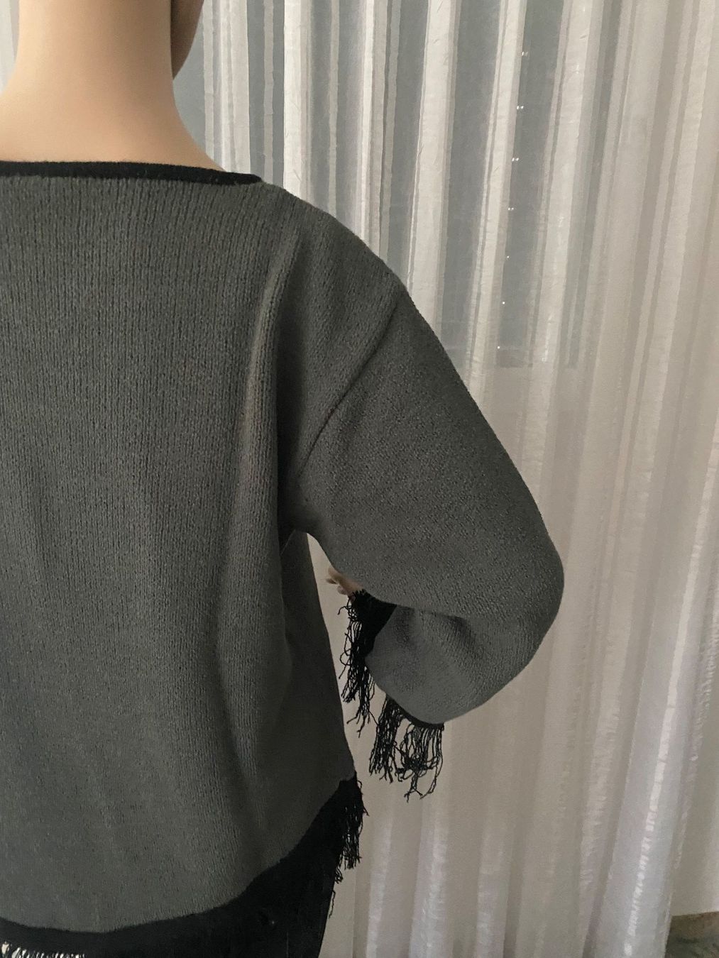 Pullover & Sweatshirts: Perfekter Auftritt - einzigartiger Pullover mit Fransen, L – Gebraucht aus Winkel von ferrari2022 7