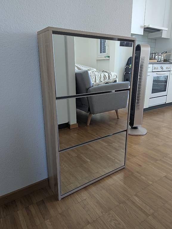 Armadi: Schuhschrank / Shoes case – Usato da Zürich venduto da Spyros 1