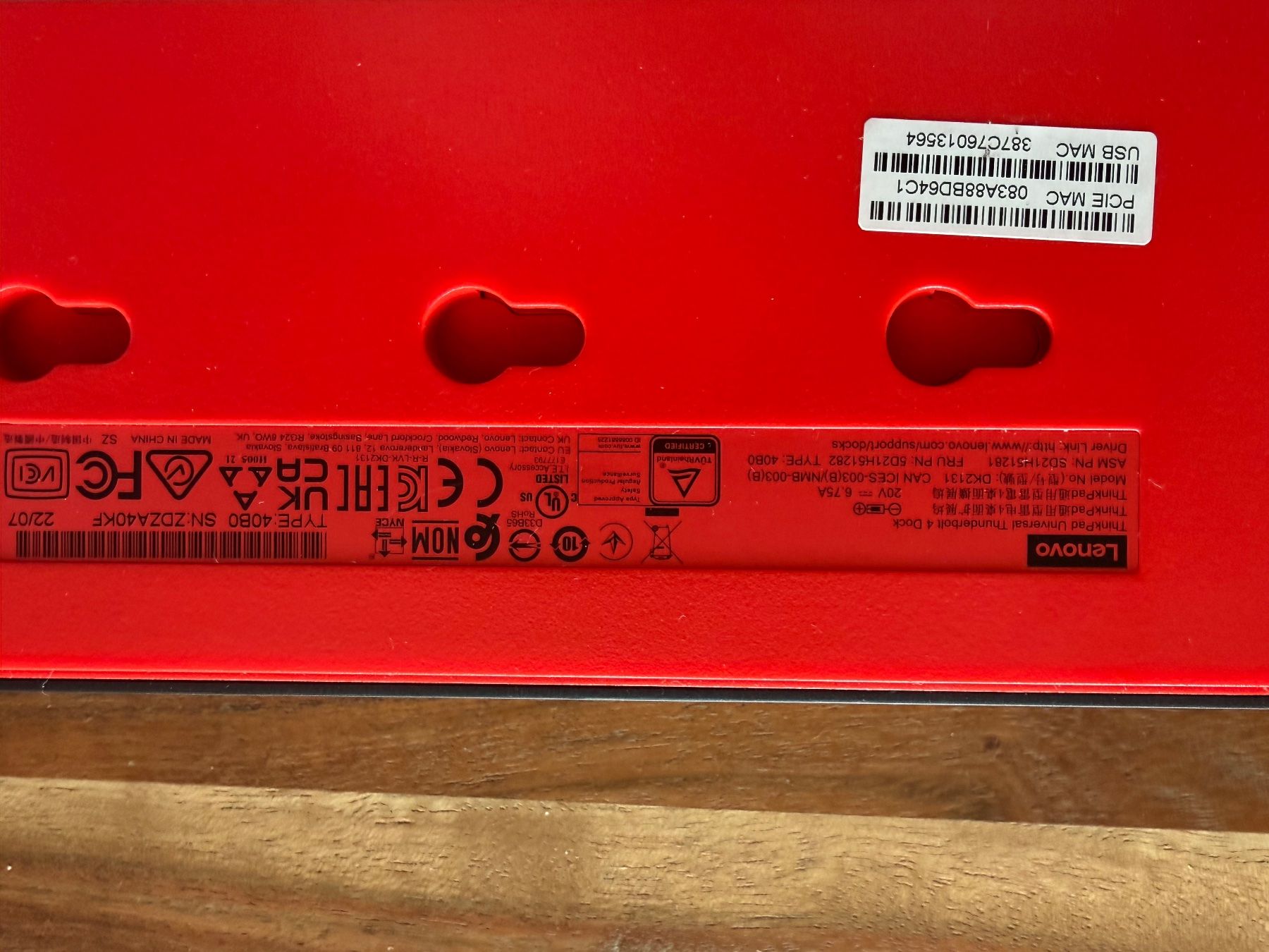 Lenovo Docking station: Lenovo ThinkPad USB-C Dockingstation (Type 40A9) + Netzteil – Usato da Zollikofen venduto da hri_r8pr 4
