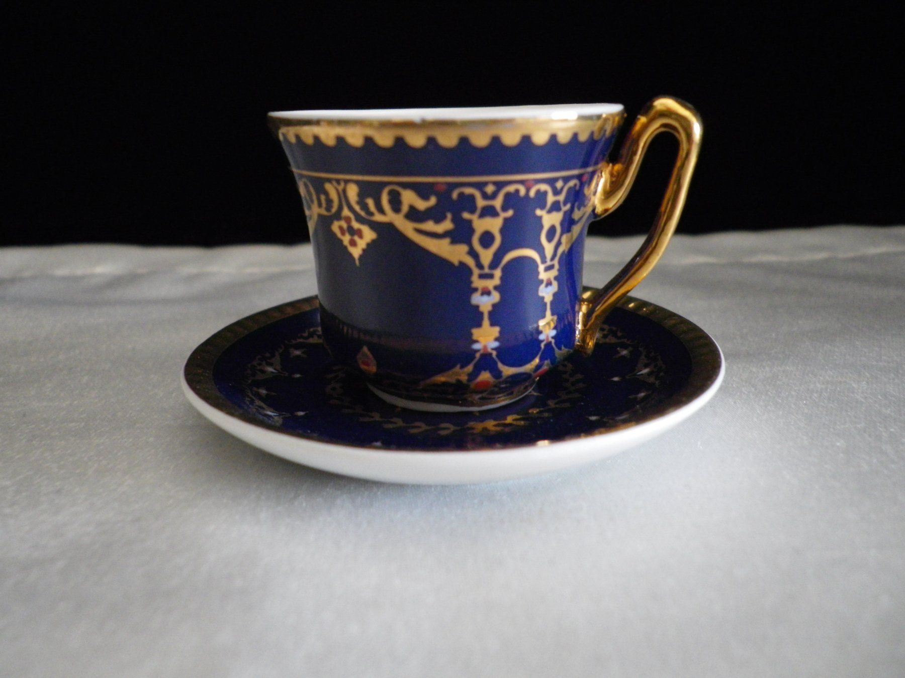 Tazze: Mini-Sammlertasse d'Artiste – Usato da Reinach venduto da Mietze