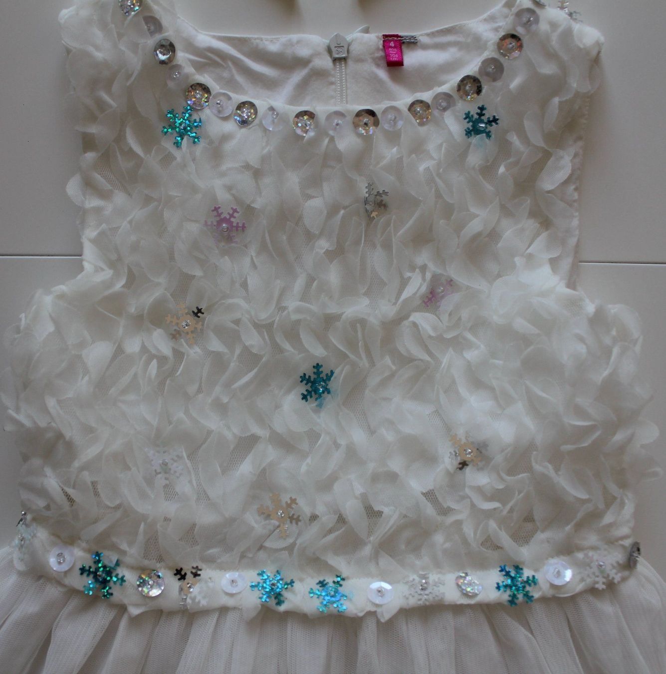 Costumi: Costume fée d'hiver/ Winterfee t. 4 ans – Usato da Peseux venduto da CoolShoping 4