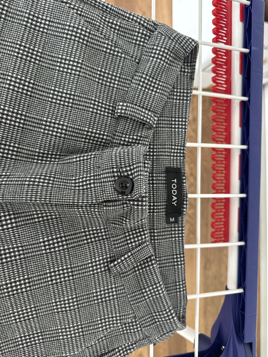 Hosen: Karierte Hose, Gr. M, Neuwertig – Gebraucht aus Zürich von bia_6kmj 2