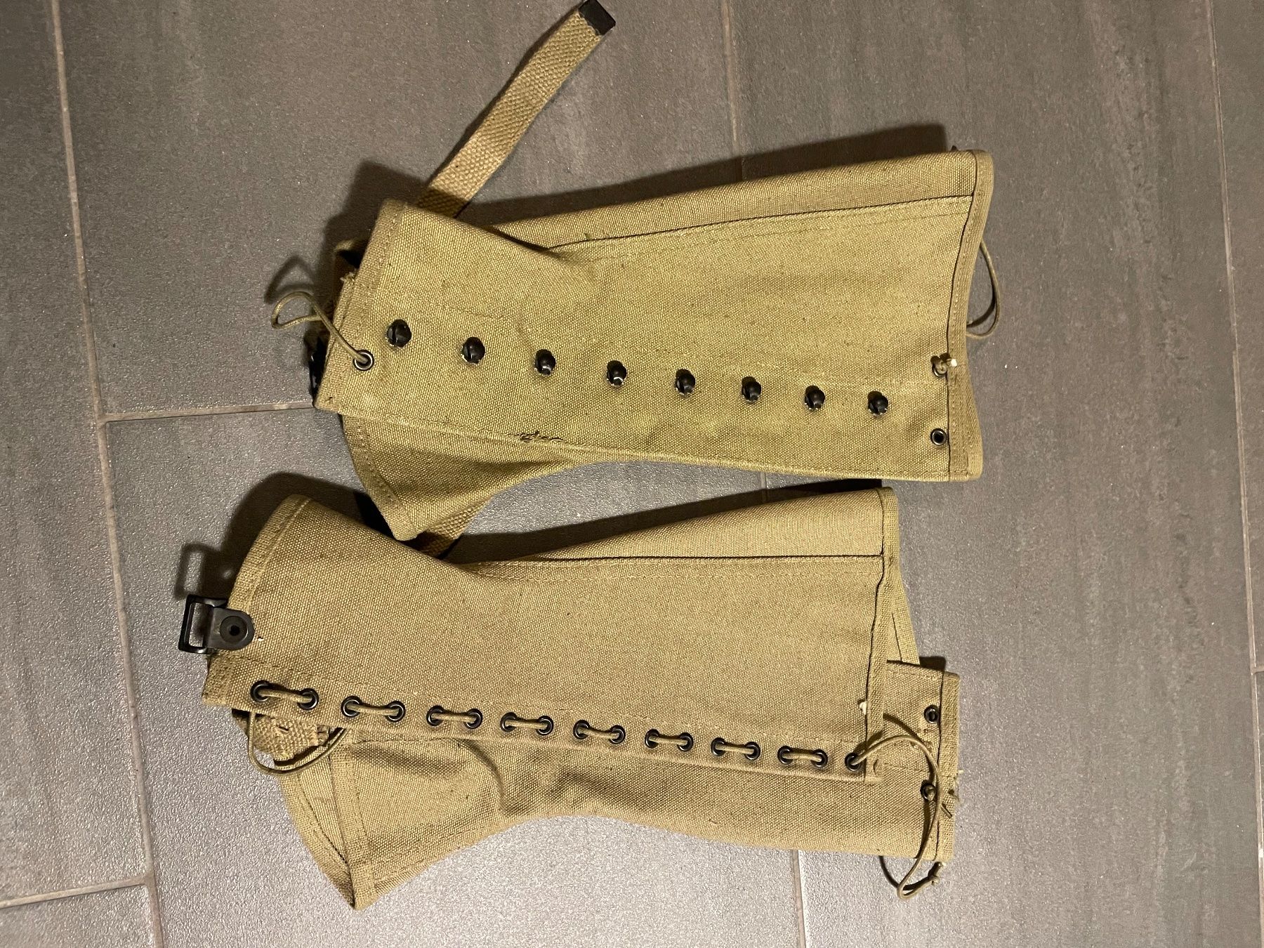 US Army Uniformi: Original US Army WW2 M-1938 Leggings – Usato da Oberbütschel venduto da Woodie2005