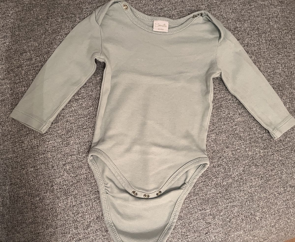 Kleiderpakete & -sets: Body Set Gr. 62/68 – Gebraucht aus Herisau von giu_j6jr 2