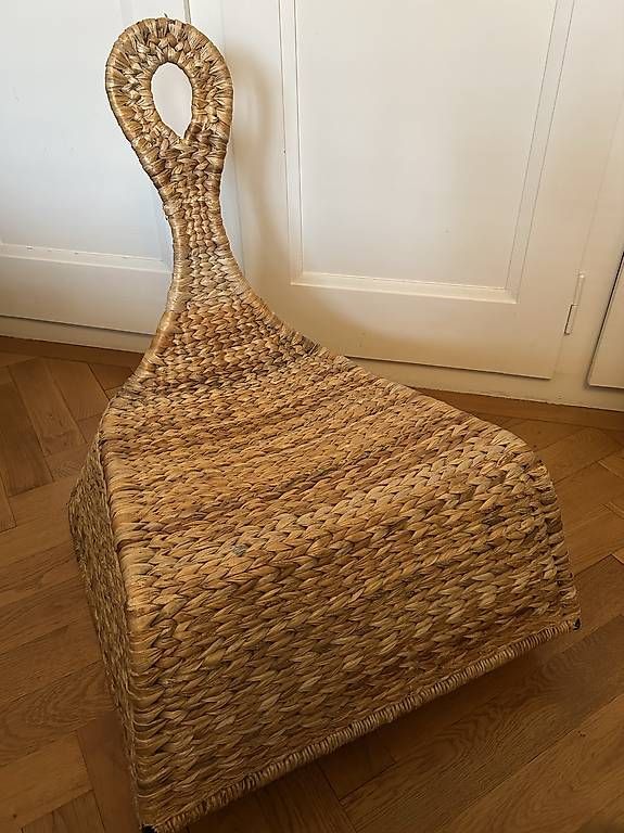 Poltrone: Fauteuil à bascule tressé  – Usato da Genève venduto da Rica2015