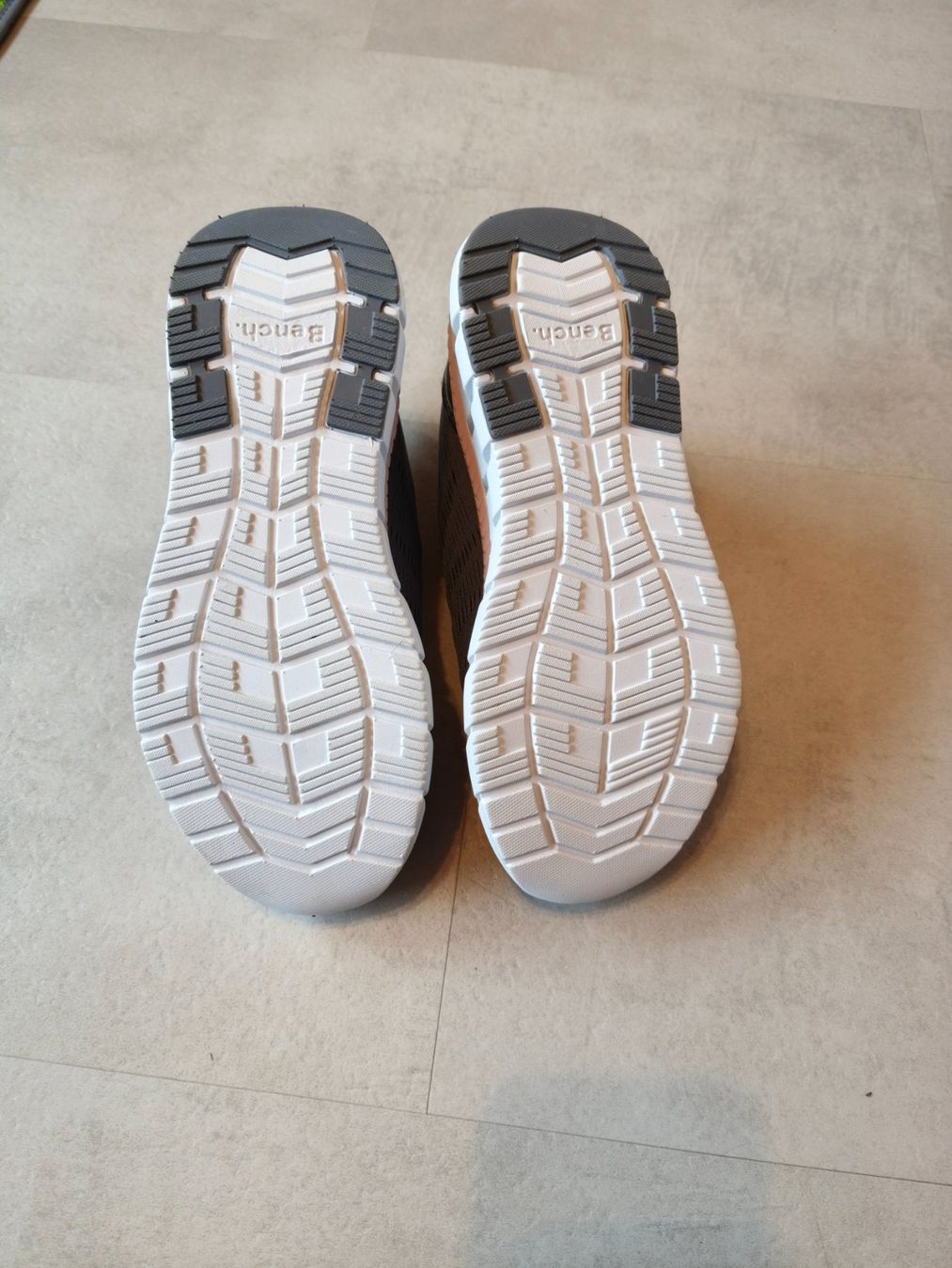 Bench Scarpe da donna: Bench Gr. 37 FABRIKNEUE Schlupfschuhe – Nuovo (secondo la descrizione) da Reconvilier venduto da LeKiMi 3