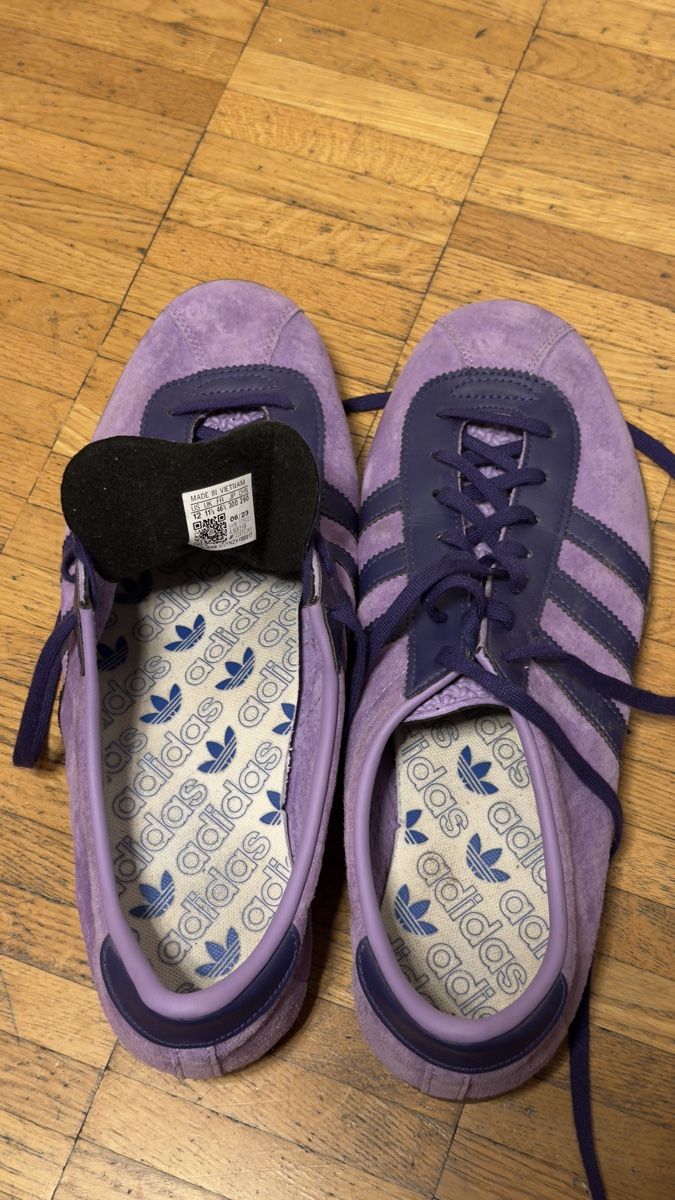 Scarpe da uomo: Adidas 46 2/3 – Nuovo (secondo la descrizione) da Carouge GE venduto da qaliss22 2