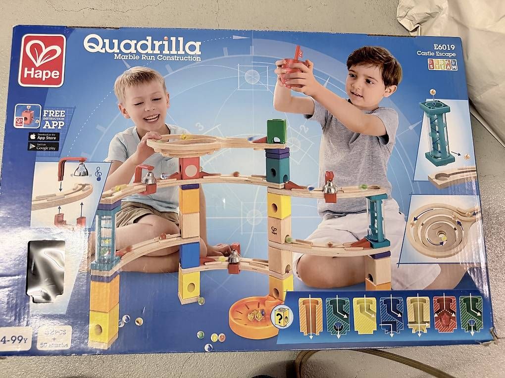 Giocattoli: Hape Quadrilla Castle Escape – Usato da stäfa venduto da Jasii