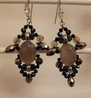Elegante Ohrringe mit Steinchen
