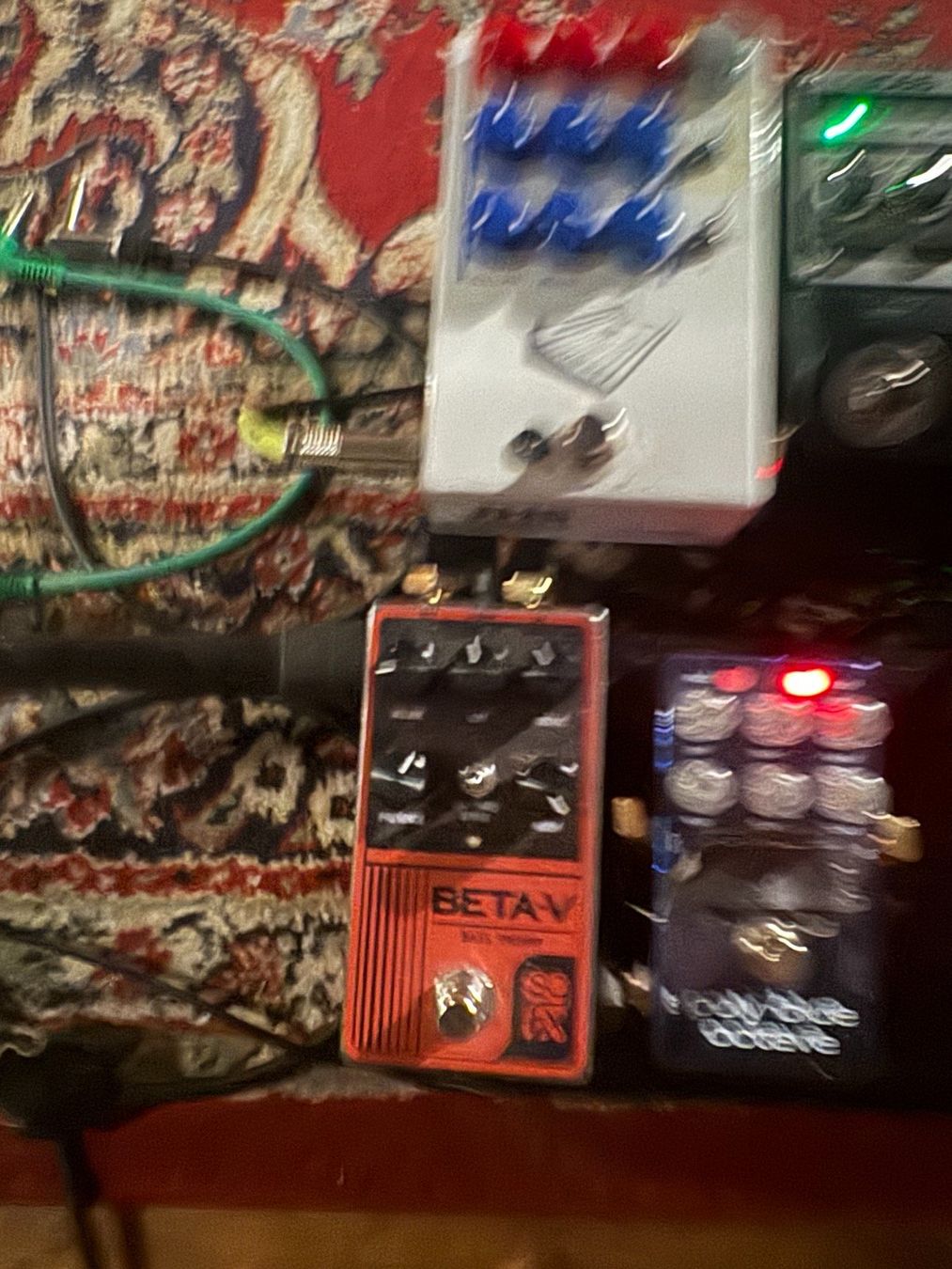 Strumenti musicali: SolidGoldFX Beta-V Bass Preamp / Overdrive – Usato da Zürich venduto da remierancid 1
