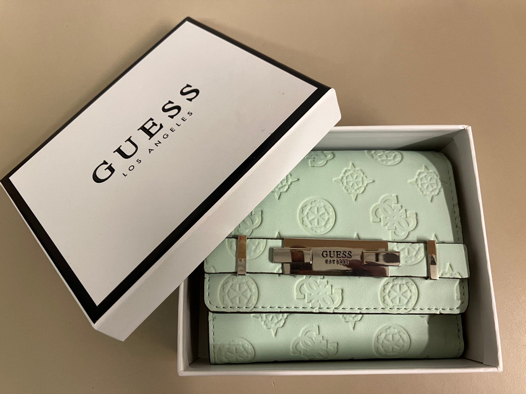 Guess Portamonete: Portemonnaie, Guess – Nuovo (secondo la descrizione) da Riedholz venduto da mastercom