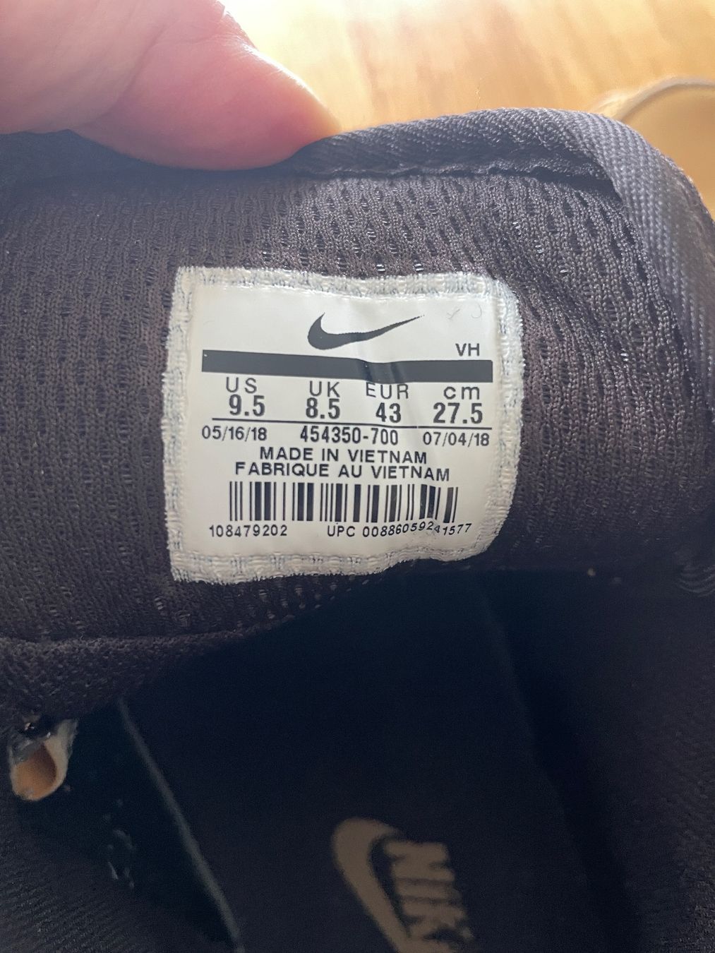 Nike Scarpe da uomo: Nike Manoa -- Taille 43 - Excellent état – Usato da La Tour-de-Trême venduto da Expresso-Racer 1