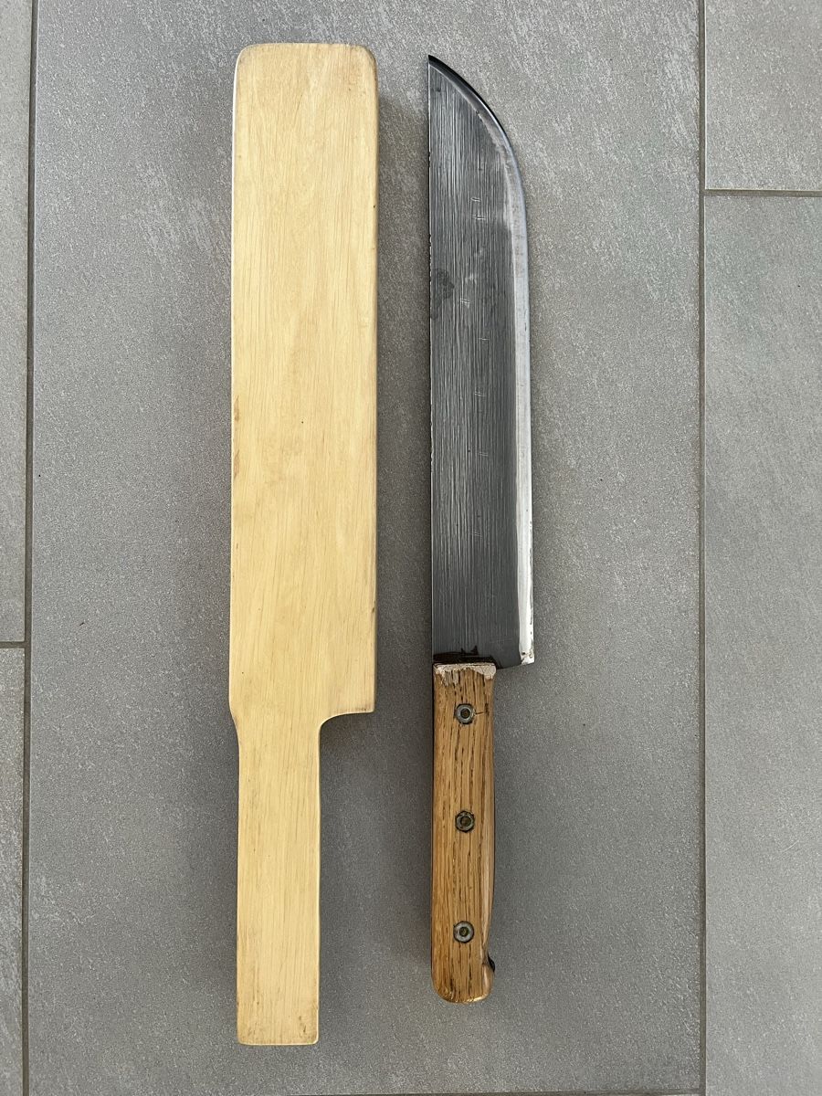 Posate: Messer mit Holzgriff – Usato da Moosleerau venduto da Tami8 1