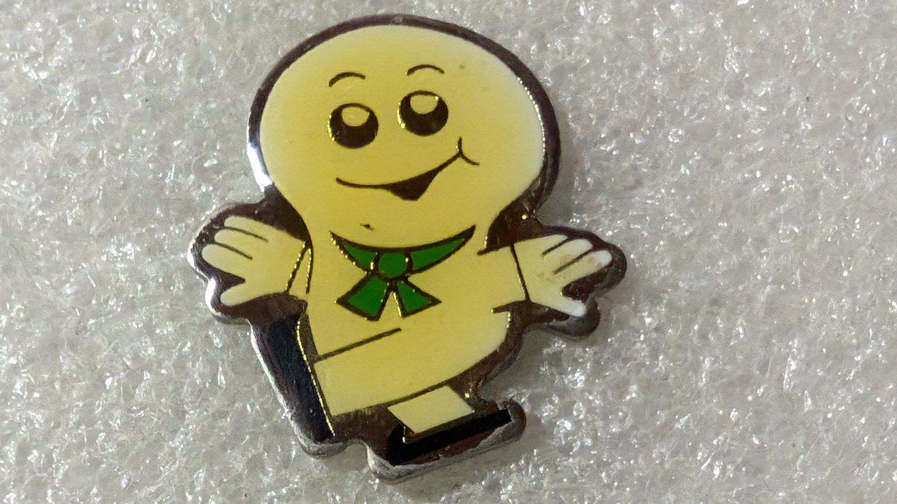 Placchette & Badge: Ansteckpin 213: Maga Bio – Usato da Oppligen venduto da Pin-Fall-Shop