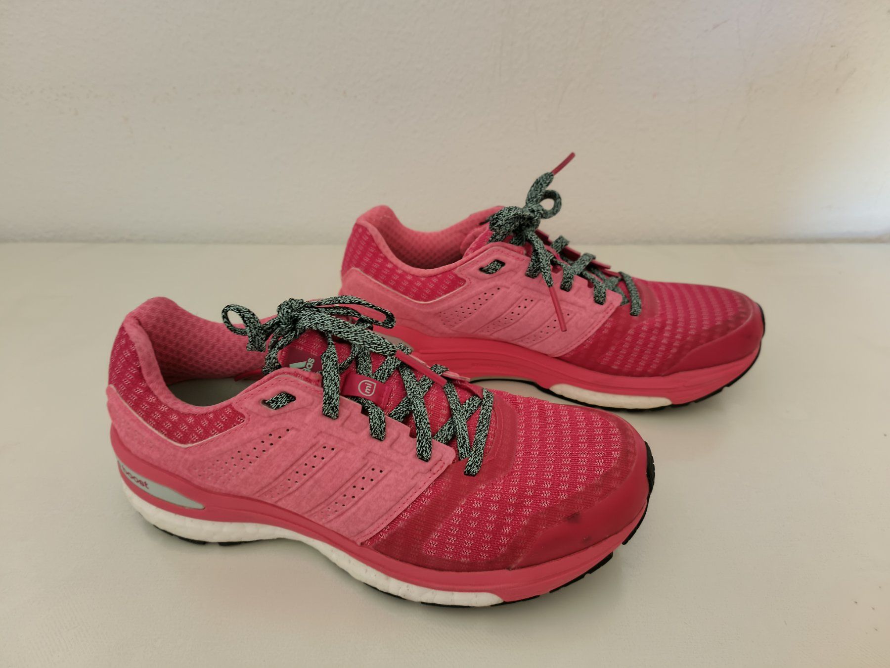 Adidas Damenschuhe: Adidas Supernova Sequence Boost Schuhe Gr 38 Damen pink – Gebraucht aus Oberhofen Thun'see von cri_6md2
