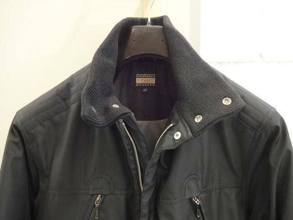 Giacche: Veste imperméable longue chaude noire – Usato da OBERENGSTRINGEN venduto da Lolo6316 1