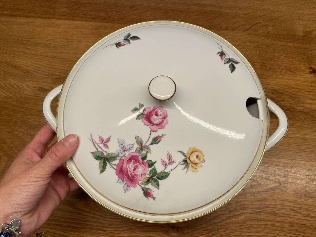 Ciotole: Suppenschüssel Vintage Rosenmuster – Usato da Niederbüren venduto da poschti 1