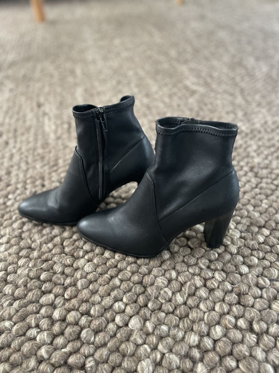 Scarpe da donna: MANGO Schwarze Stiefeletten Gr. 37 – Usato da Hedingen venduto da sam_vks6 1