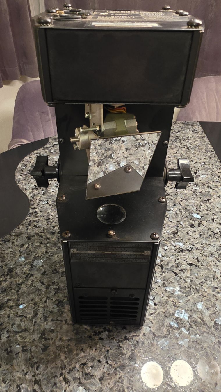 Lampade: Disco Beleuchtung Scanner Stage Line – Difettoso da Aeschlen venduto da Tesser4x4Schweiz 4